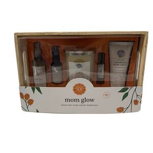 Woolzies Mom Glow Self Care Luxury Essentials Oil Lotion Candle Set New Mom Gift